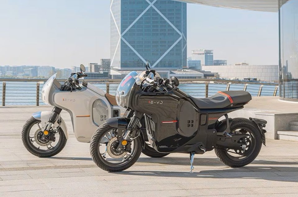 Presentata in Cina la prima moto elettrica Honda 