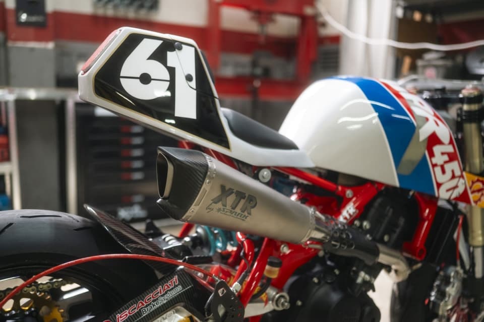 La riconoscete? E' una Royal Enfield Guerrilla 450!