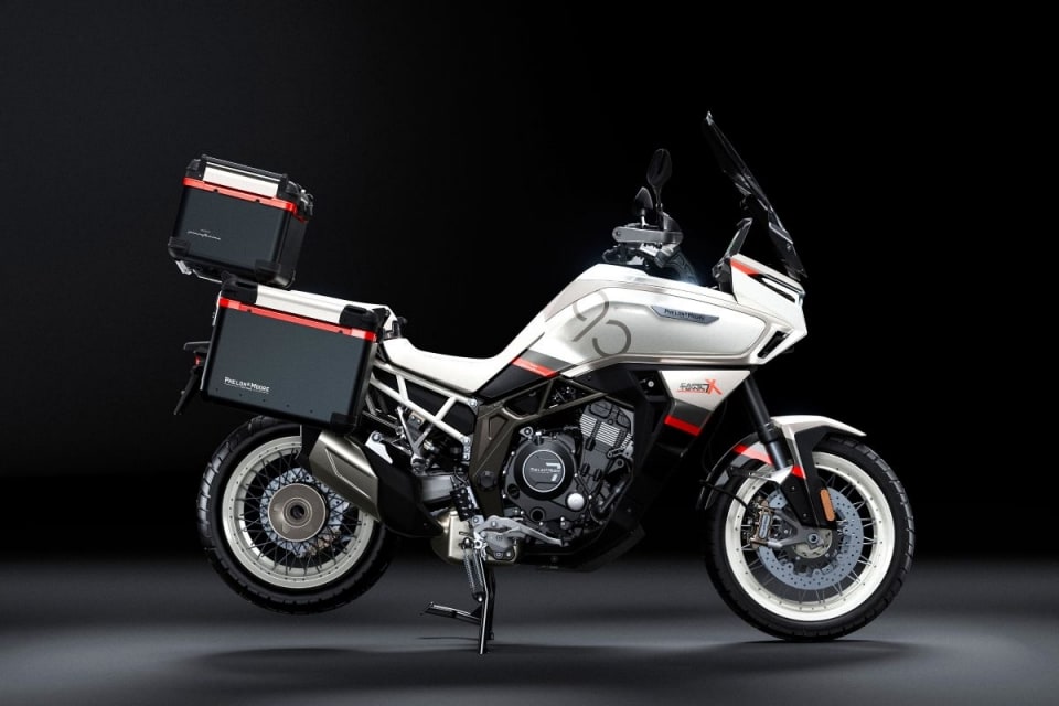 Phelon&Moore sorprende a EICMA 2025 con la Capetown 7X by Pininfarina 