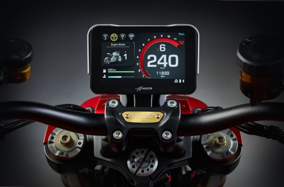 MV Agusta Brutale 950 Serie Oro 2026: la rivoluzione 