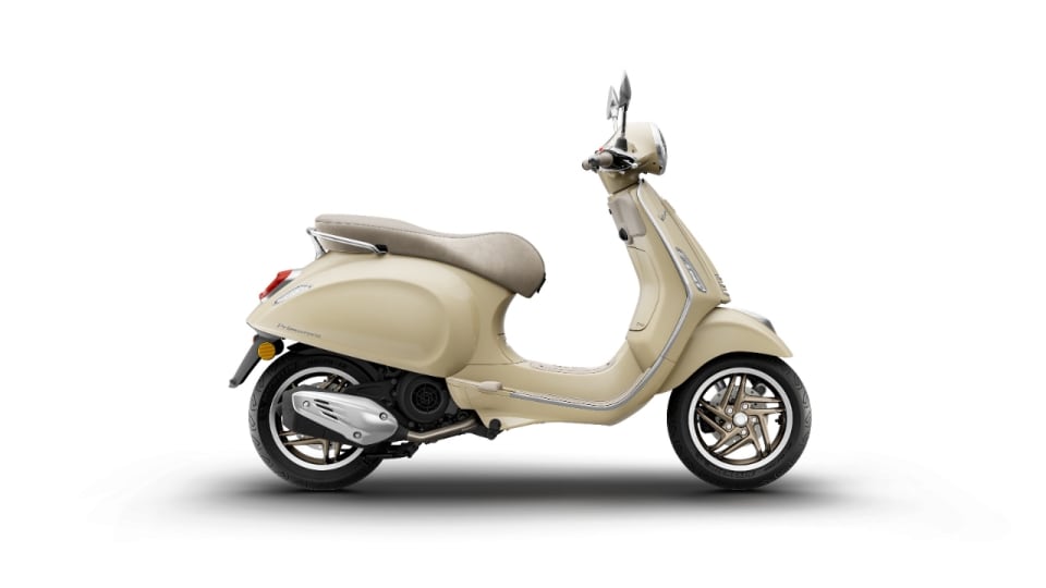 Vespa Primavera e Sprint 125: debutta (per la prima volta da 80 anni a questa parte) il freno a disco dietro