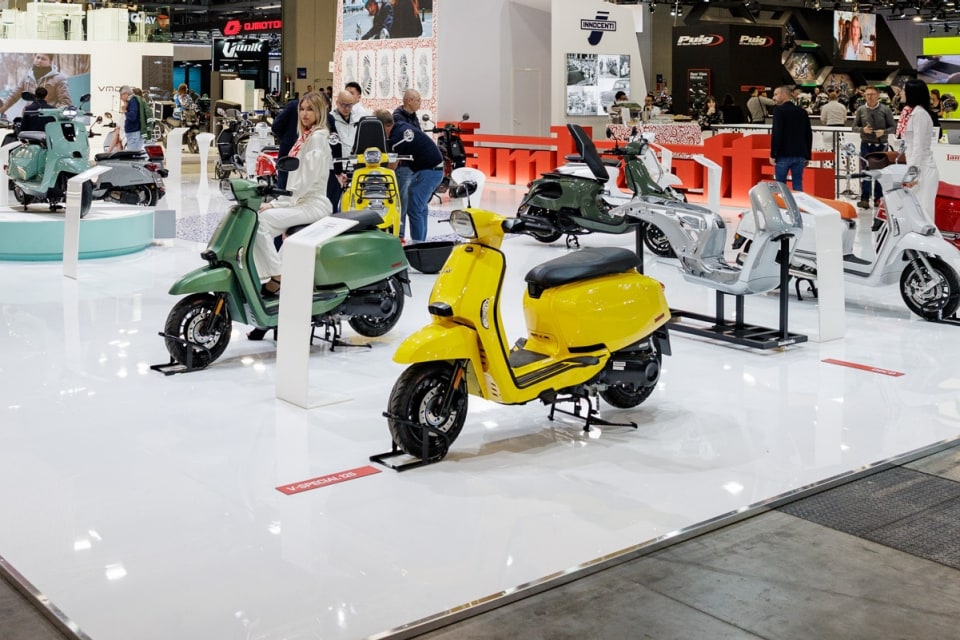 Toh, chi si rivede! A EICMA 2025 c'è anche la Lambretta