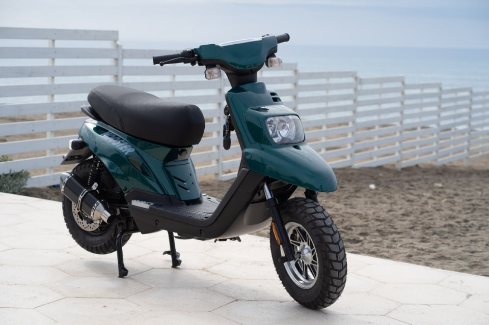 A EICMA 2025 torna il Booster: è elettrico, va fortissimo e ha leggermente cambiato nome