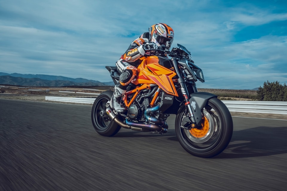 In arrivo la nuova gamma KTM naked 2026
