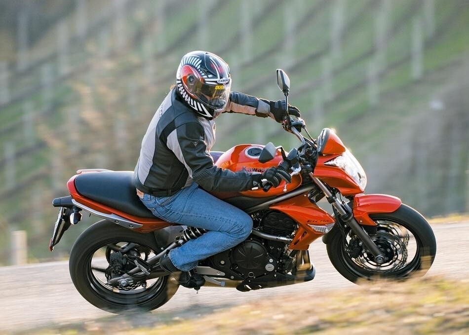 Le Kawasaki ER-6N usate su Dueruote Annunci