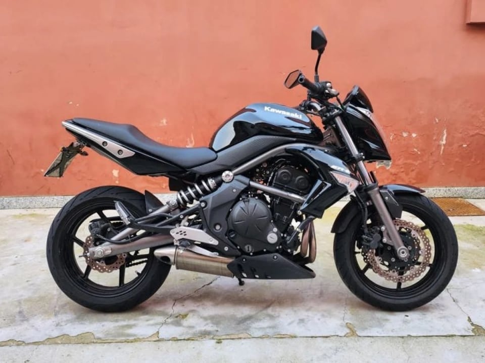 Le Kawasaki ER-6N usate su Dueruote Annunci