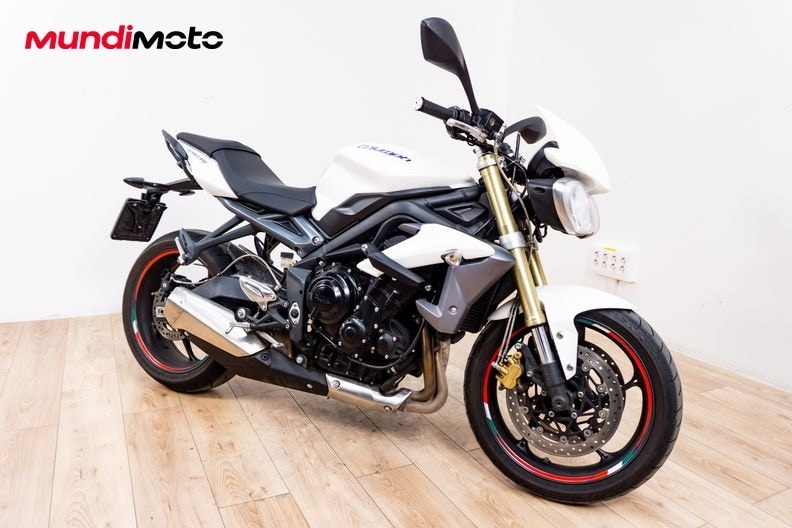 Le Triumph Street Triple usate su Dueruote Annunci