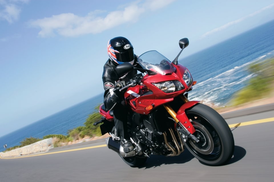 20 anni fa: il test della Yamaha FZ1 Fazer