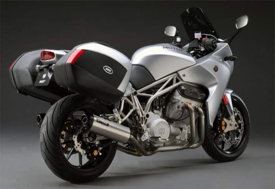 Motus MST V4: la moto che doveva cambiare tutto (e perché è fallita)