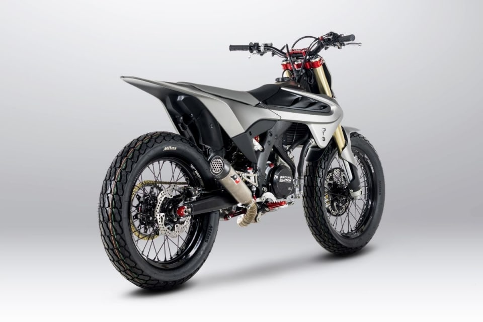 Picasso OMT450C, la moto che cambia le regole del Flat Track 