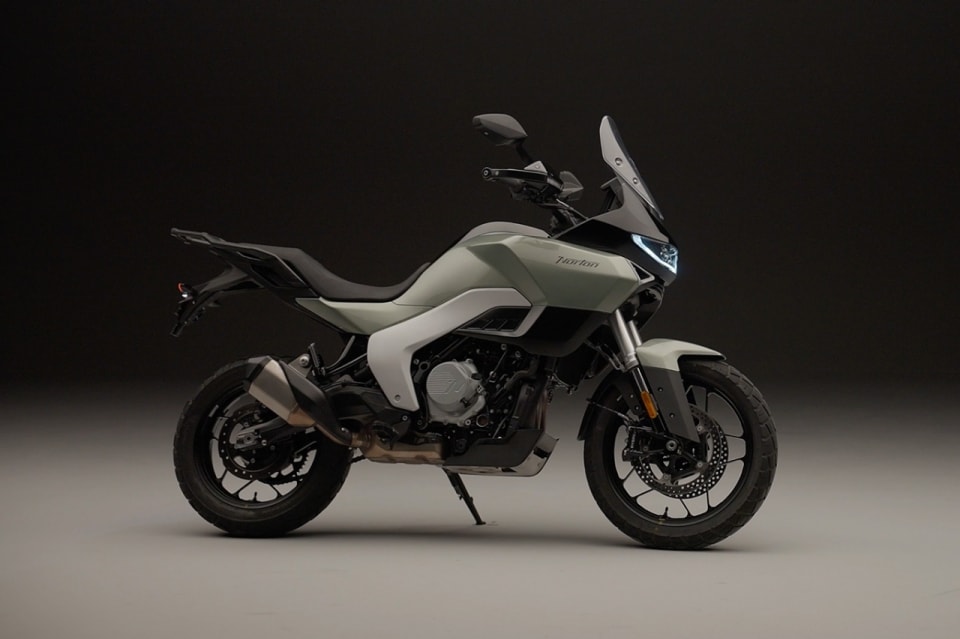 La nuova Norton Atlas punta in alto: tutto sulla crossover inglese