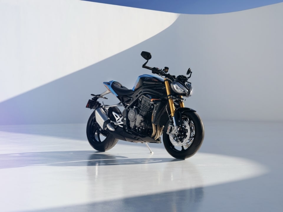 Triumph aggiorna le colorazioni: ecco le novità della gamma 2027