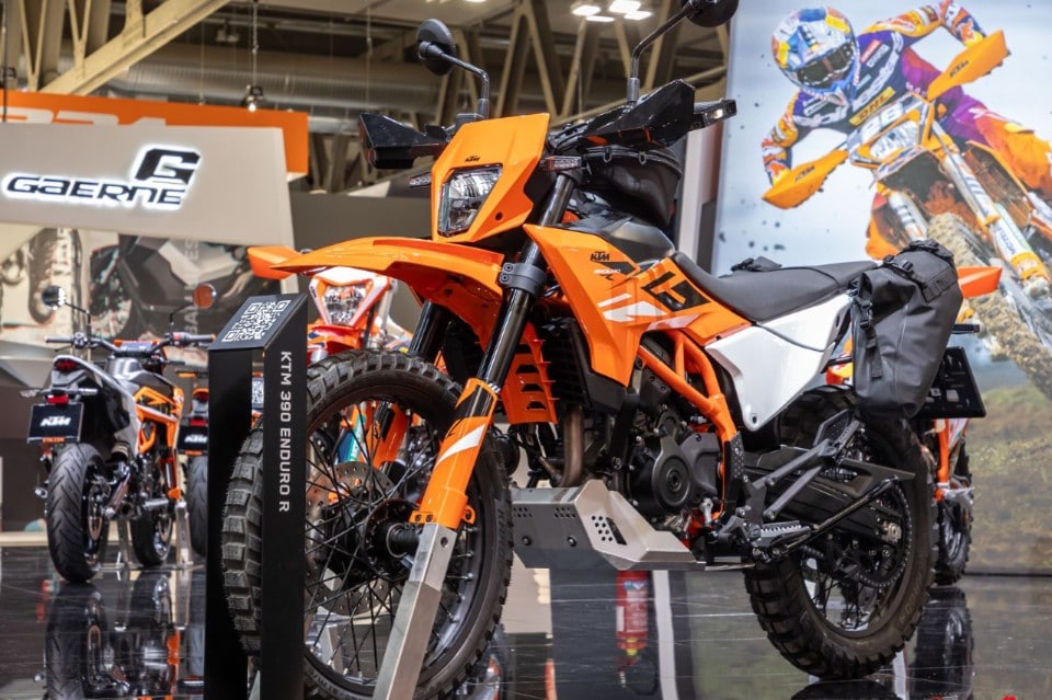 KTM 390 Adventure R 2025: l’adventouring accessibile