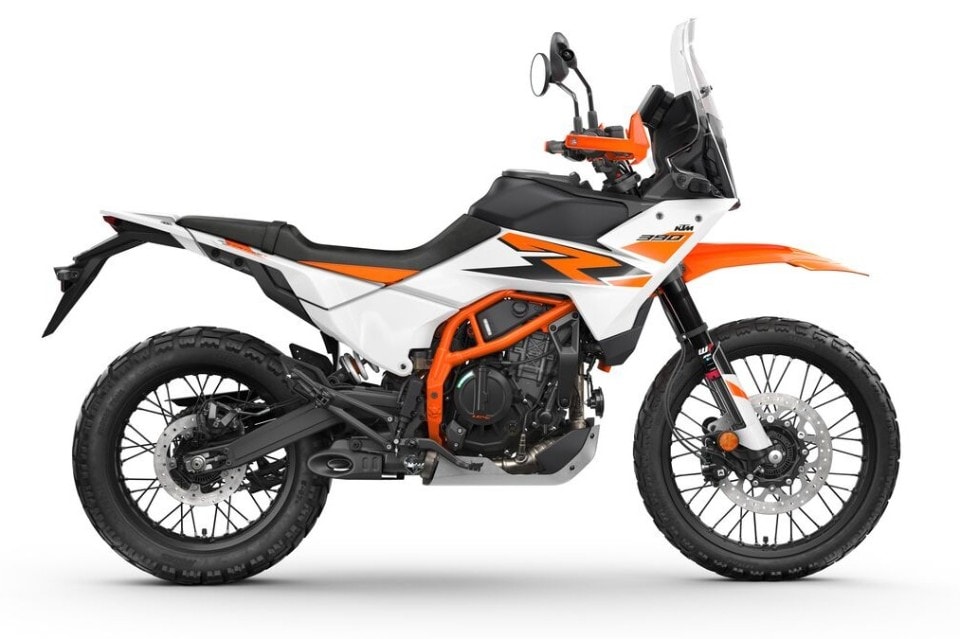 KTM presenta la gamma 390 Adventure 2025