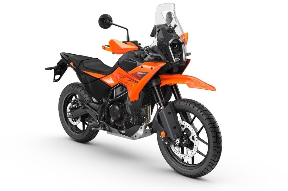 KTM presenta la gamma 390 Adventure 2025