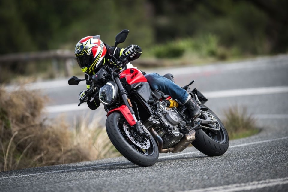 Ducati Monster: elogio della leggerezza