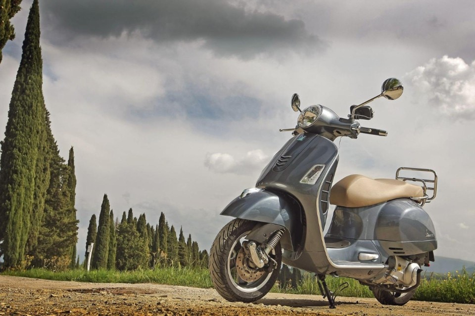 Nuova Vespa GTS 300: la più sicura di sempre