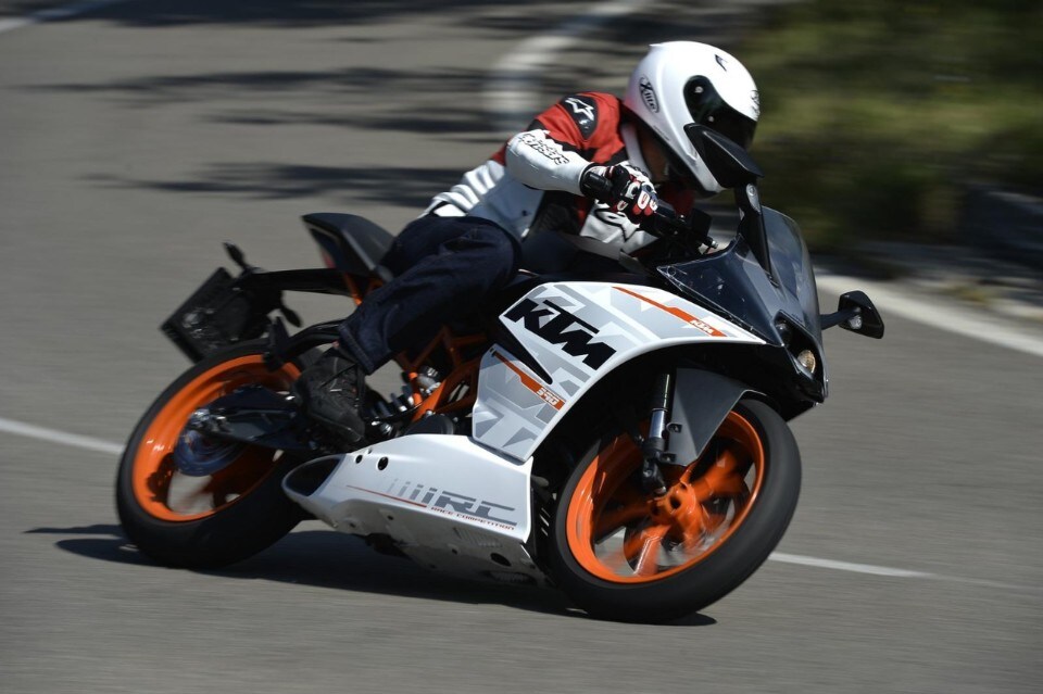 KTM RC390: sportiva senza eccessi