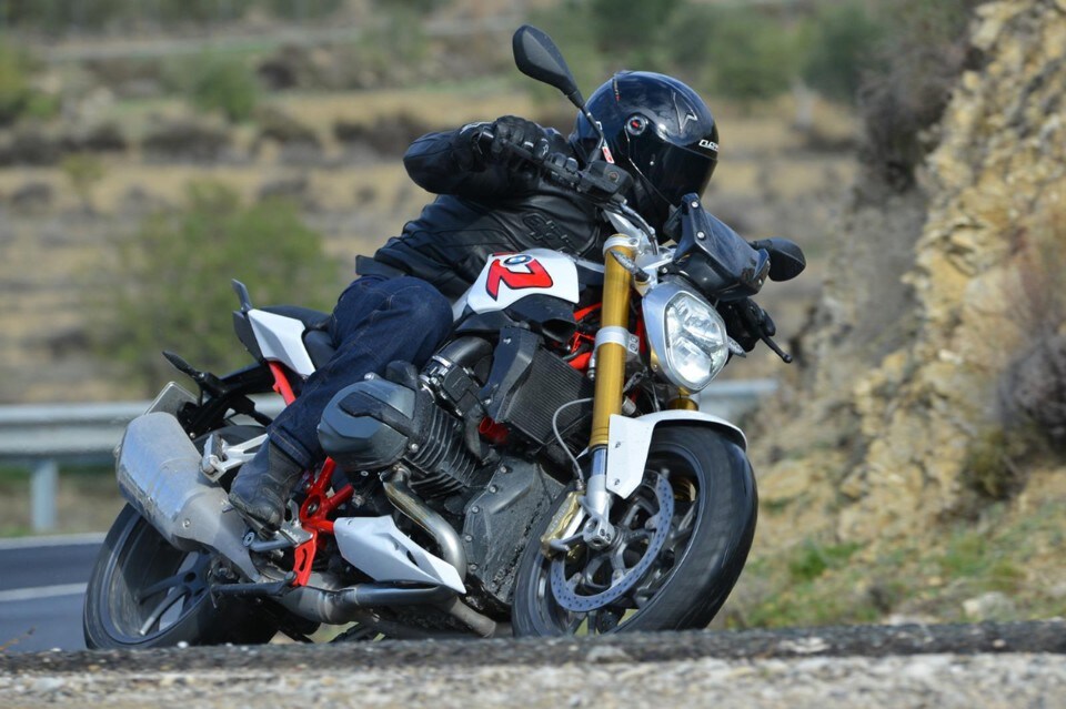 BMW R 1200 R: mutazione genetica