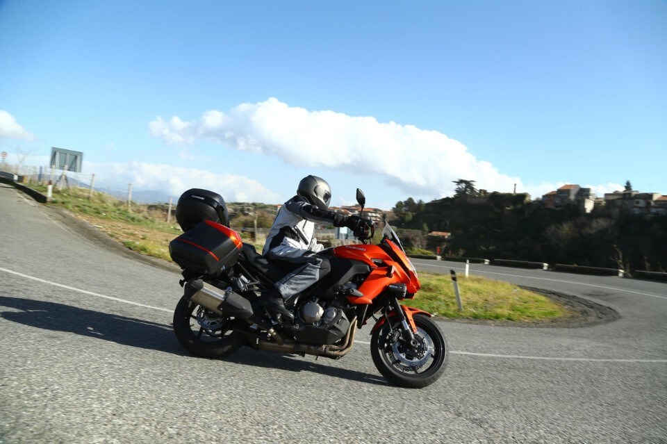 Kawasaki Versys 1000: a tutto touring