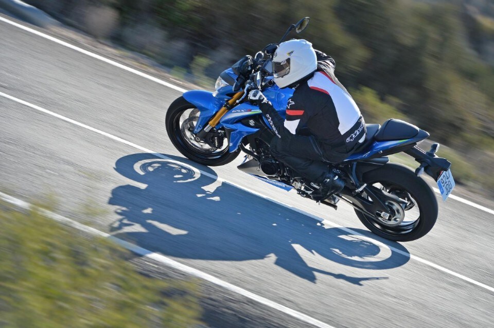 Suzuki GSX-S1000: full power