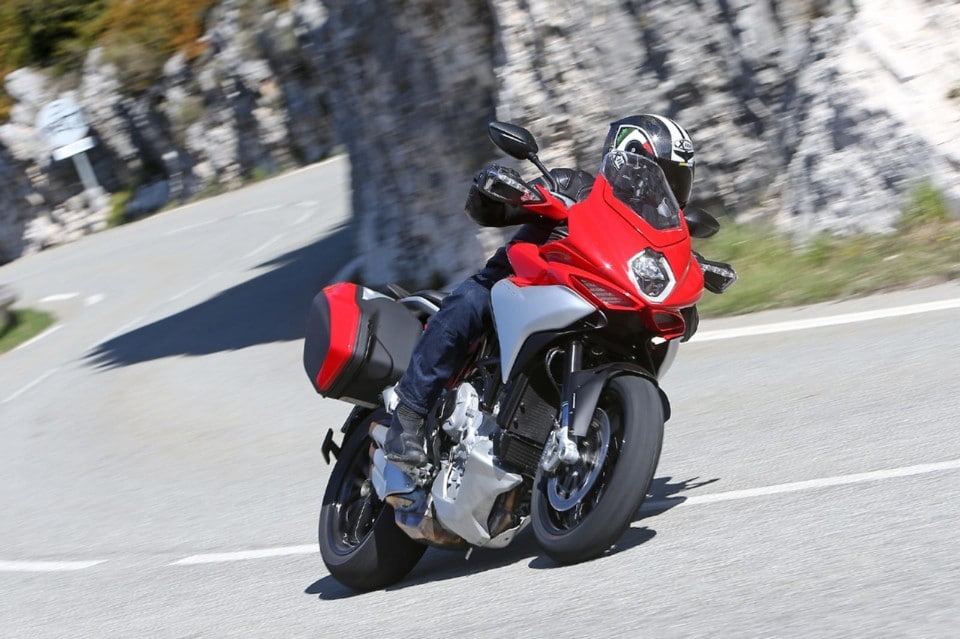 MV Agusta Turismo Veloce 800: rivoluzionaria