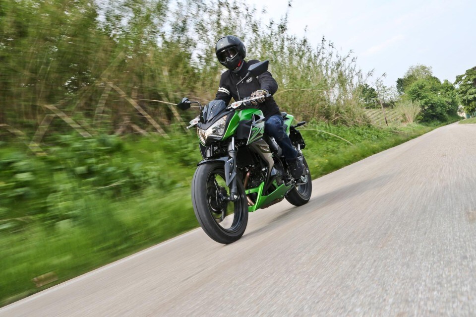 Kawasaki Z 300: oltre

i numeri