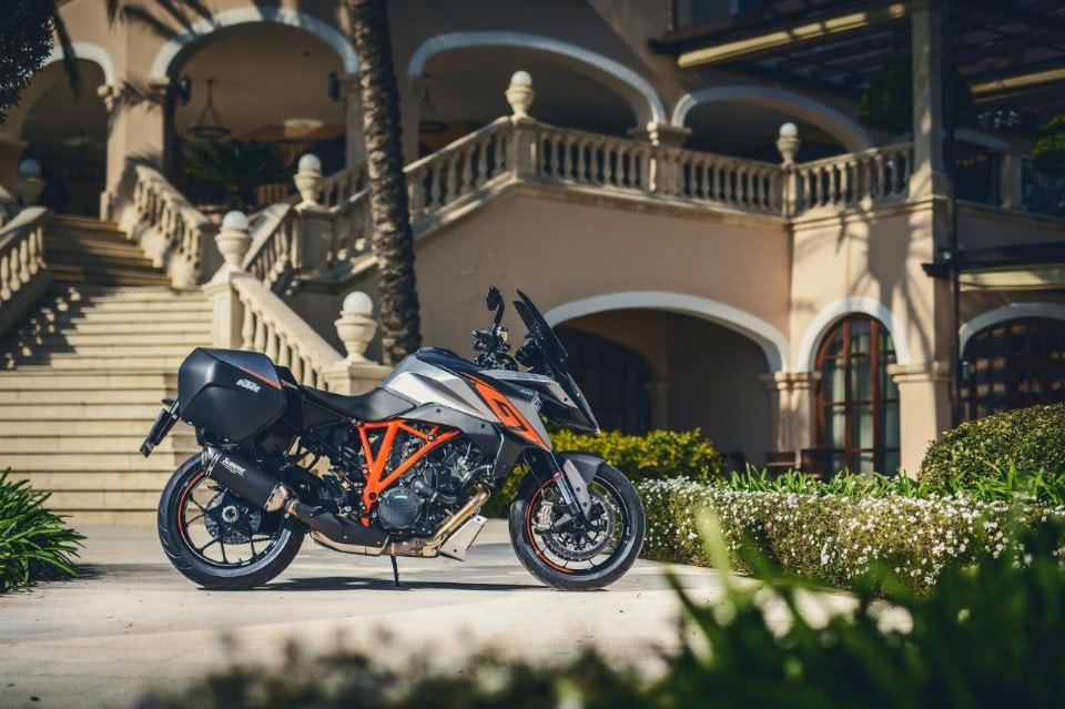 KTM 1290 Super Duke GT: la prova