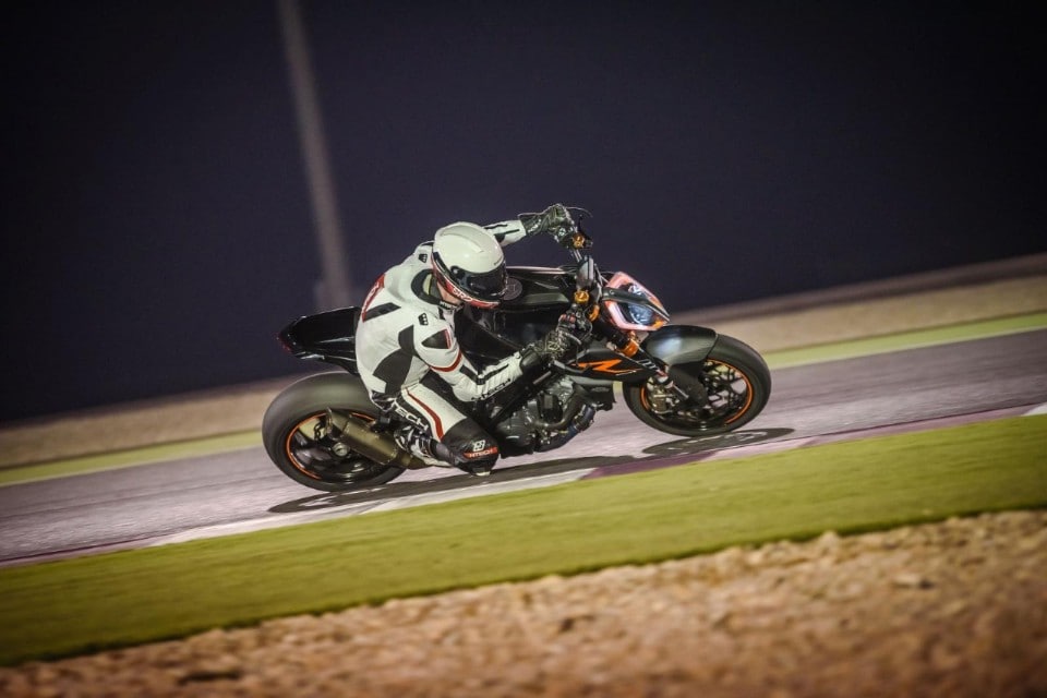 KTM 1290 Super Duke R: R come... Rabbia