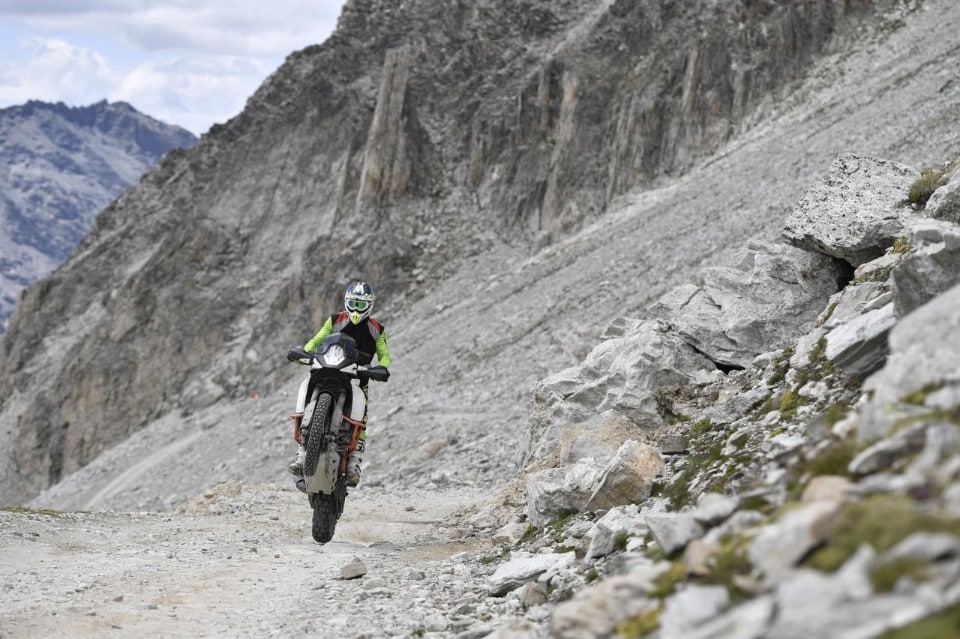 KTM 1090 Adventure R: la regina del turismo offroad