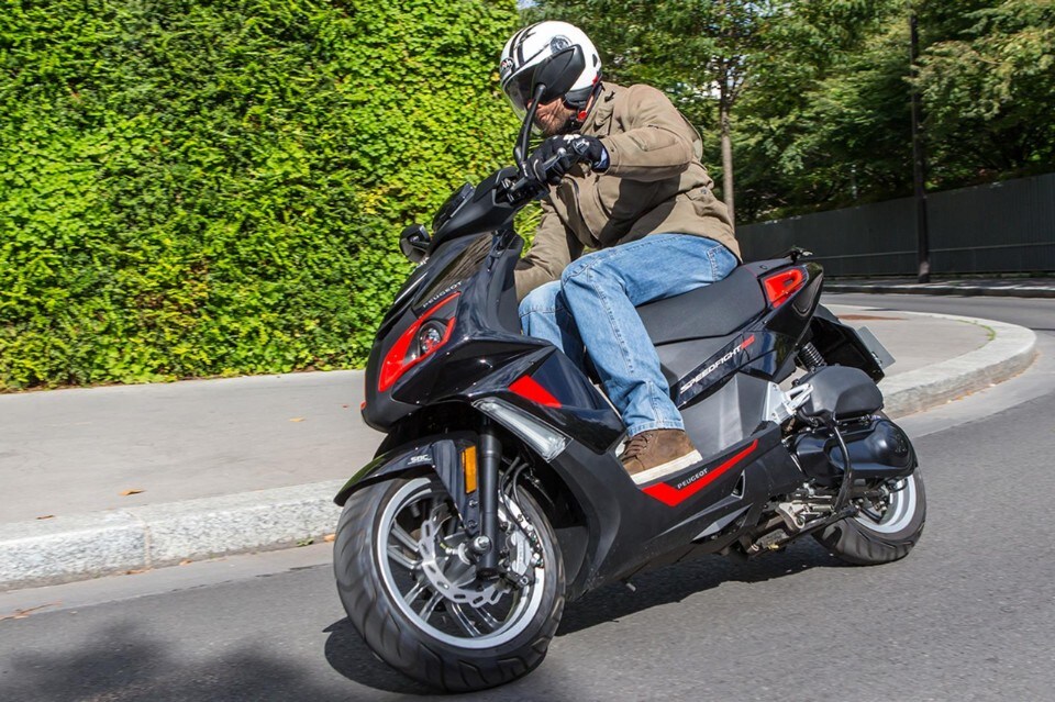 Peugeot Speedfight 125, racing scooter
