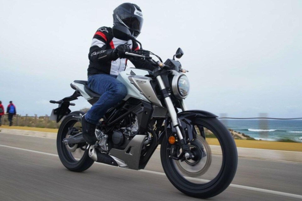 Honda CB125R: una grande piccola