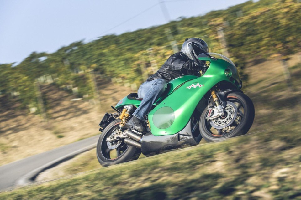 Paton S1-R Lightweight: storie di un passato presente