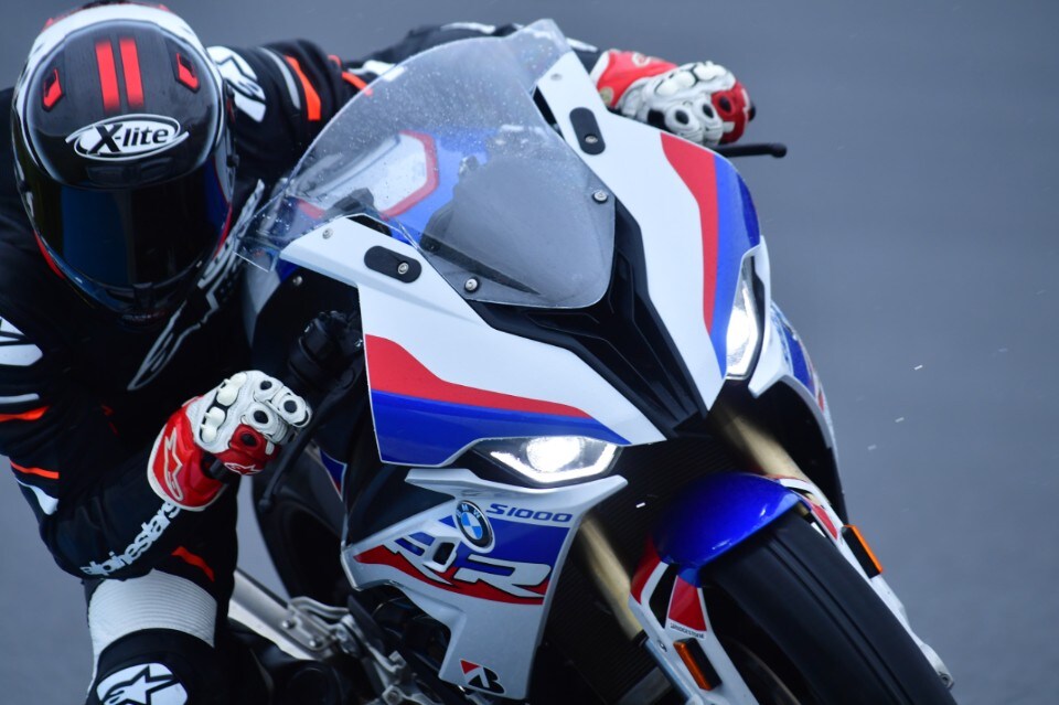 BMW S 1000 RR: nuova generazione