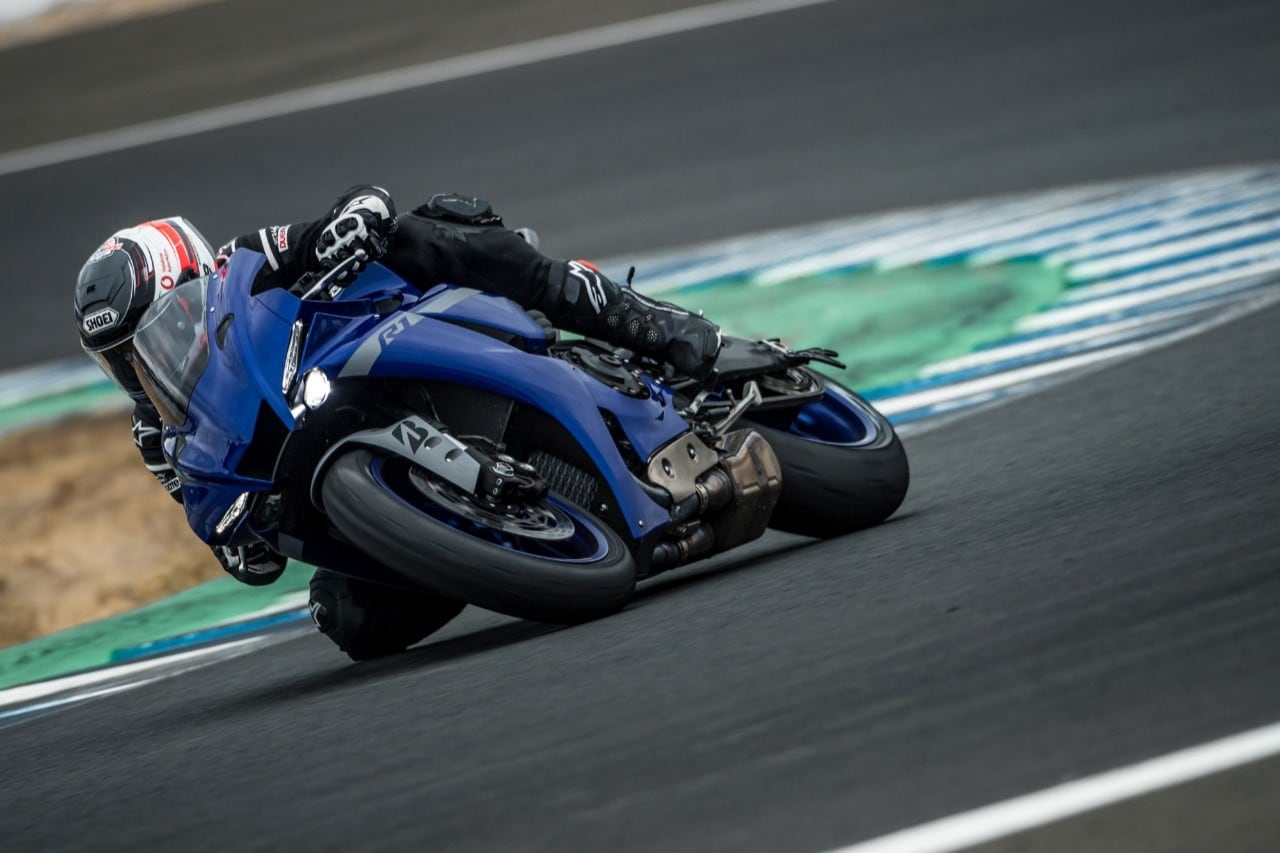 Yamaha YZF-R1: la guardi e ti rapisce
