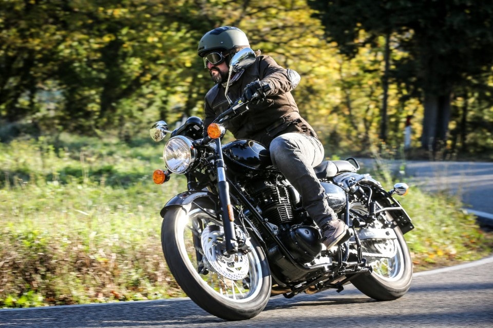 Benelli Imperiale 400: voglia di vintage