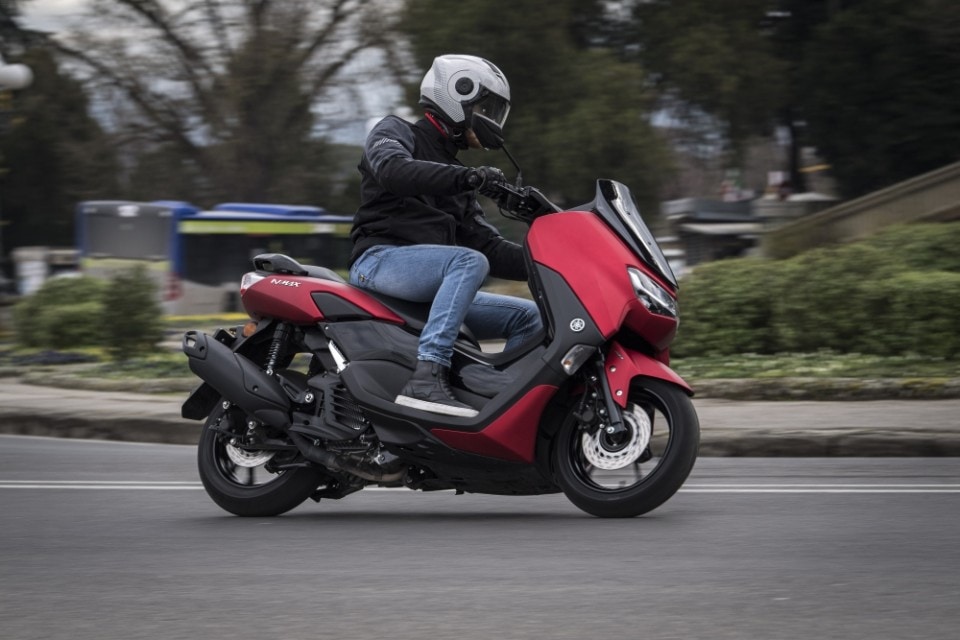 Yamaha Nmax 125 Prezzo, Scheda tecnica e Foto Dueruote