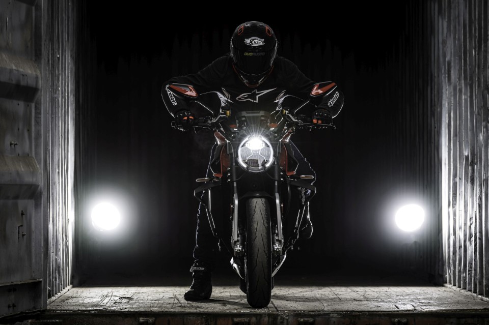 MV Agusta Brutale 1000 RS: la PRIMA prova