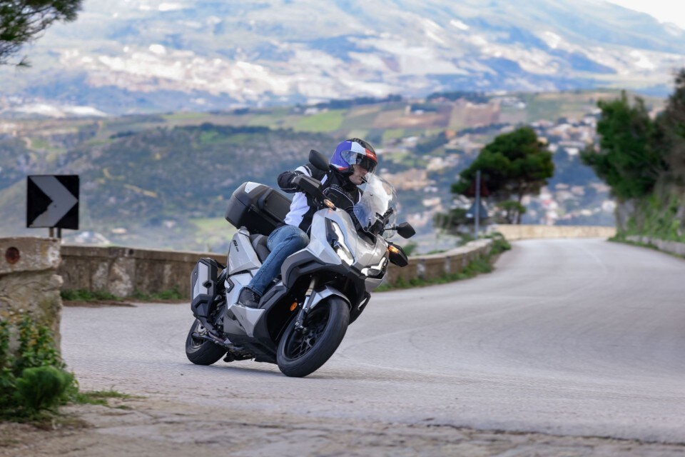 Honda ADV350: NESSUNO come lui