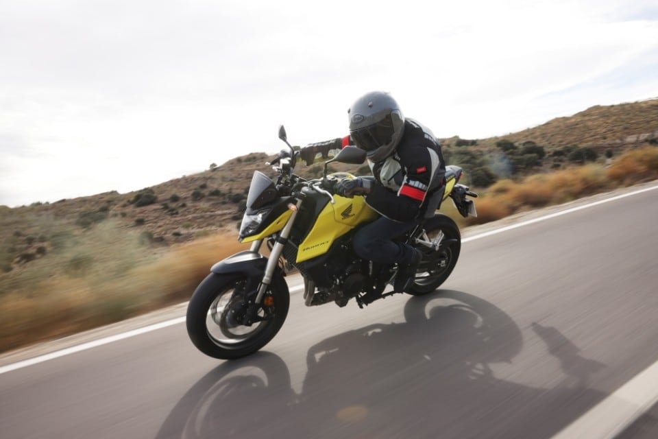 Honda CB750 Hornet: la PROVA! 
