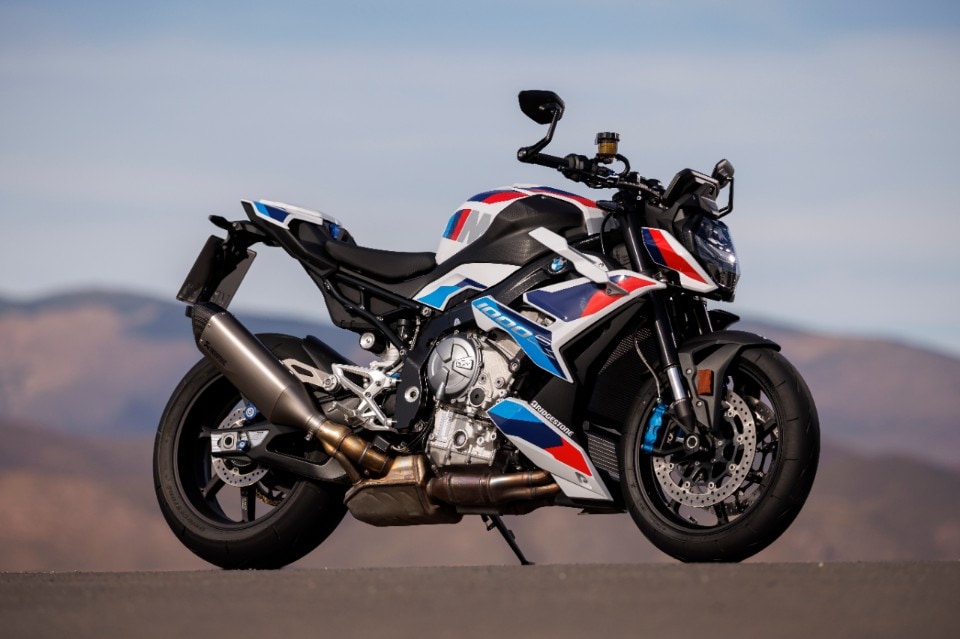 BMW M 1000 R: ADRENALINA pura!