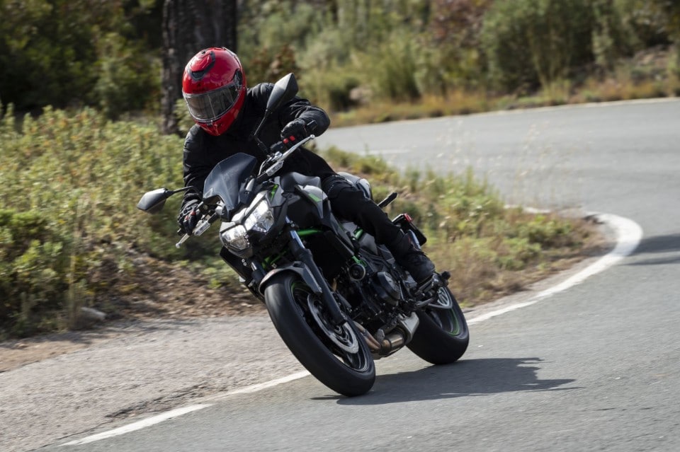 Kawasaki Z650: fedele alla linea