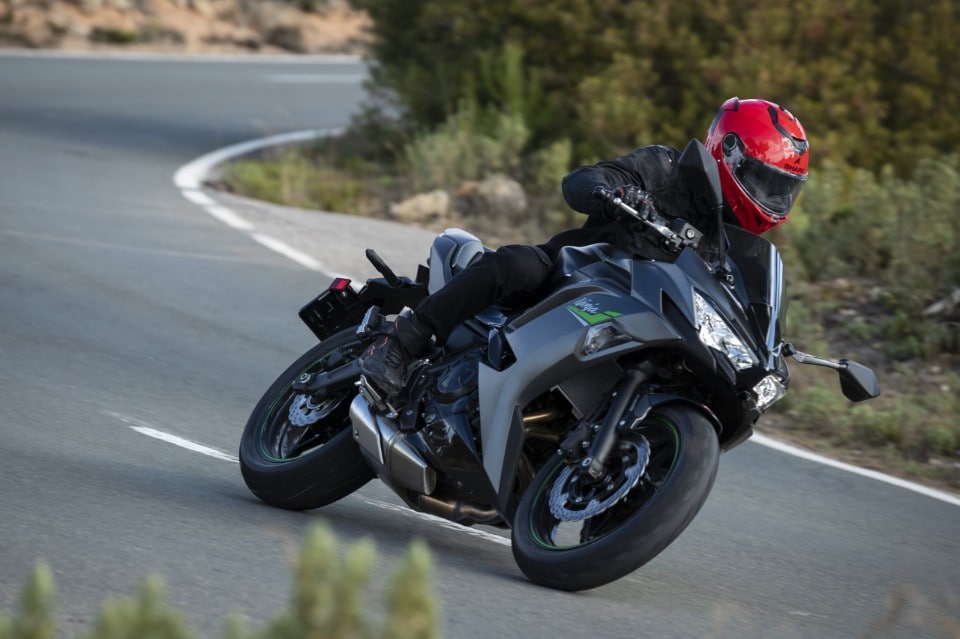 Kawasaki Ninja 650: lo squalo mansueto