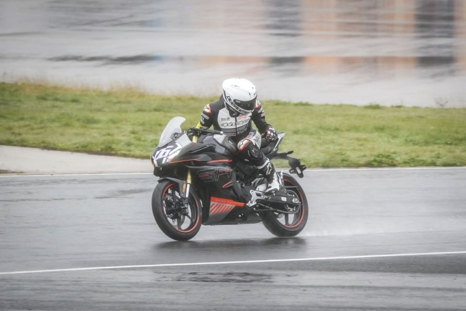 CFMOTO 450SR: la supersportiva in miniatura