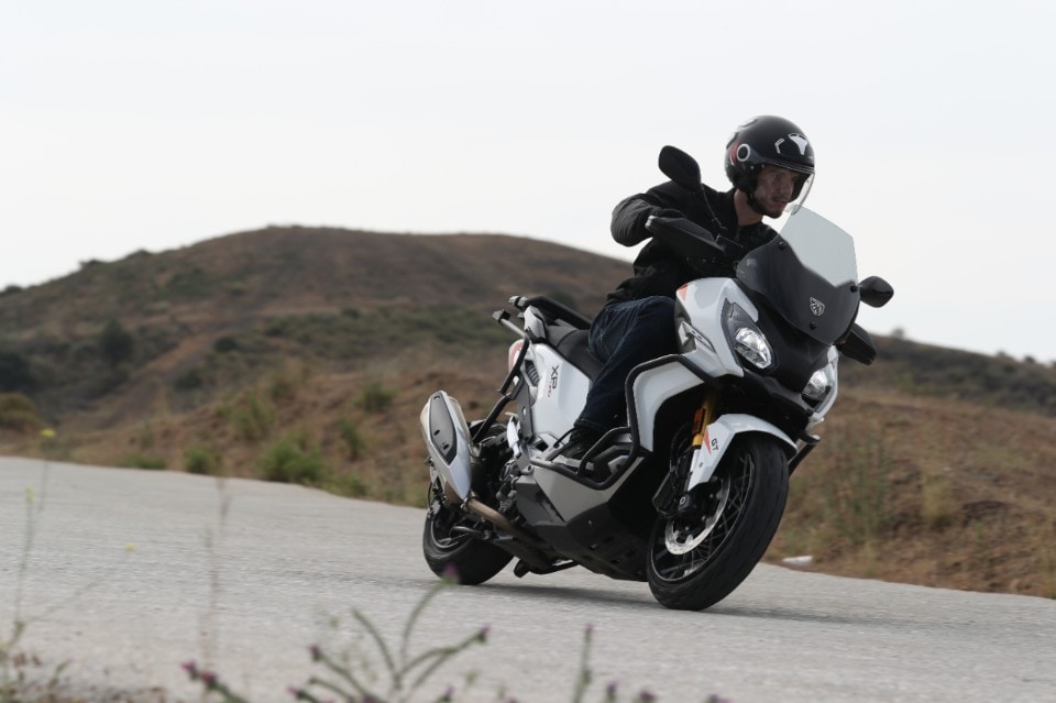 Peugeot XP400: il crossover alla francese