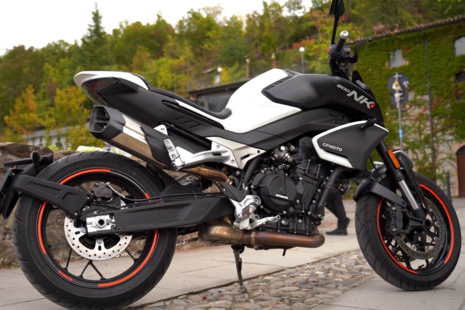 CFMOTO NK800 e Suzuki GSX-8S: per gli amanti del genere "Asian"