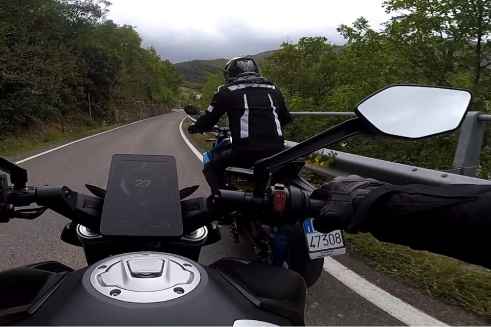 CFMOTO NK800 e Suzuki GSX-8S: per gli amanti del genere "Asian"