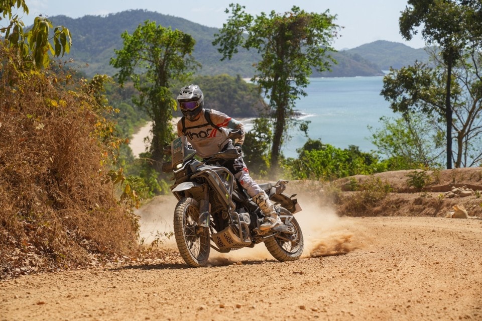 CFMOTO 450MT: la prova. È lei l’adventure che aspettavamo? +VIDEO+