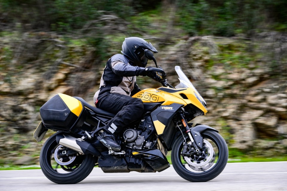 Triumph Tiger Sport 800: la meta è partire