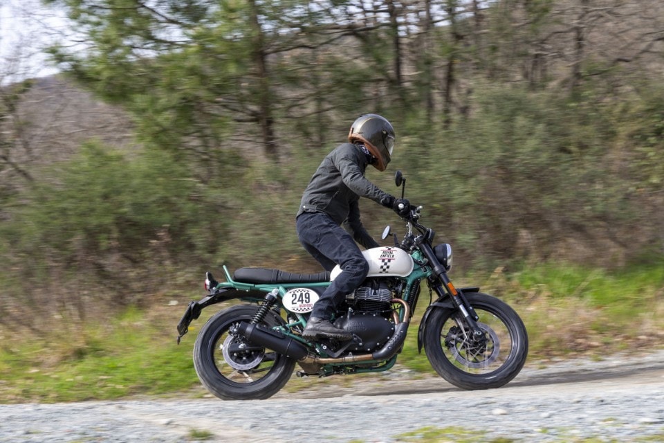 Royal Enfield Bear 650, la scrambler con 48 CV e un prezzo da urlo (ed è fatta dannatamente bene) +VIDEO+